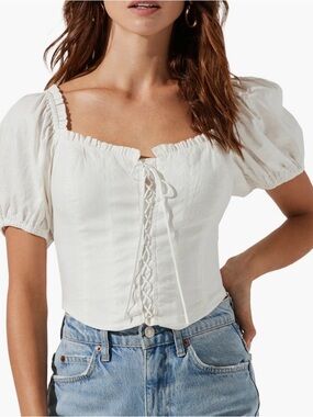 Astr The Label Puff Sleeve Lace-Up Recycled Cotton Crop
Top